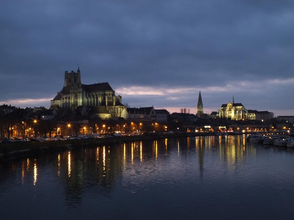 Premiere Classe Auxerre Monéteau Exterior foto